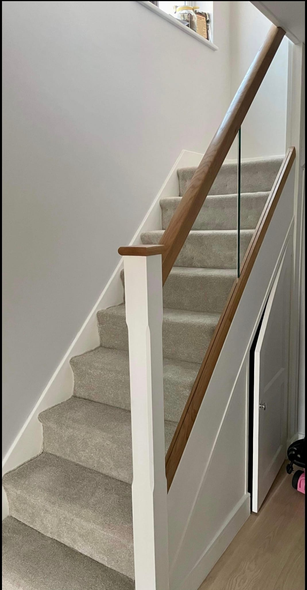 White staircase with oak accent